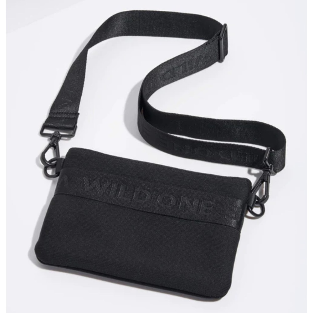 Wild One Dog Treat Pouch Black